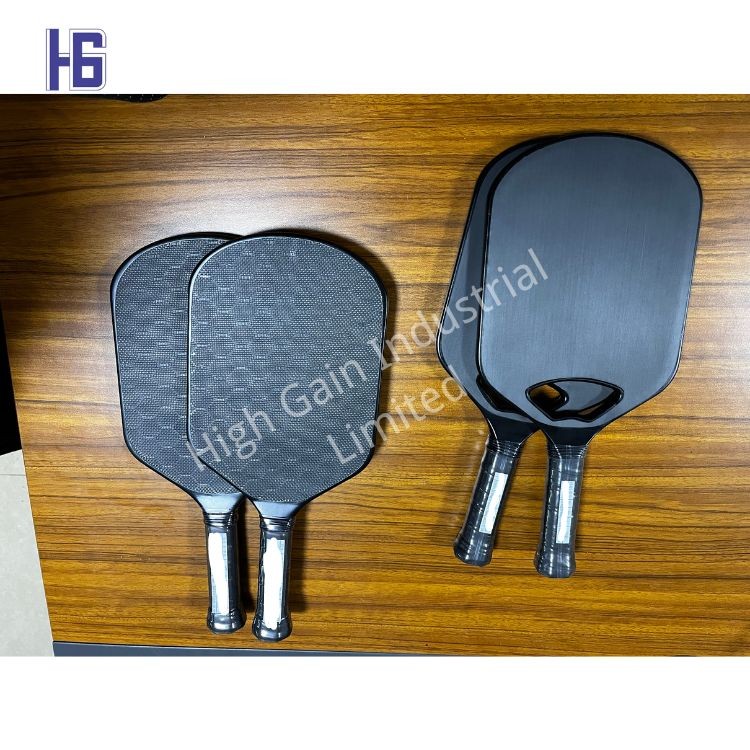 Lightweight Pickleball Paddle